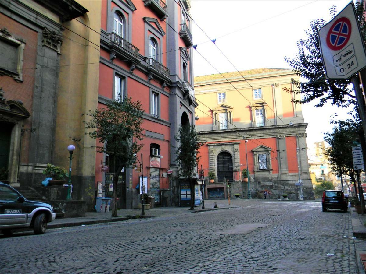 Caponapoli 8 Villa Екстериор снимка